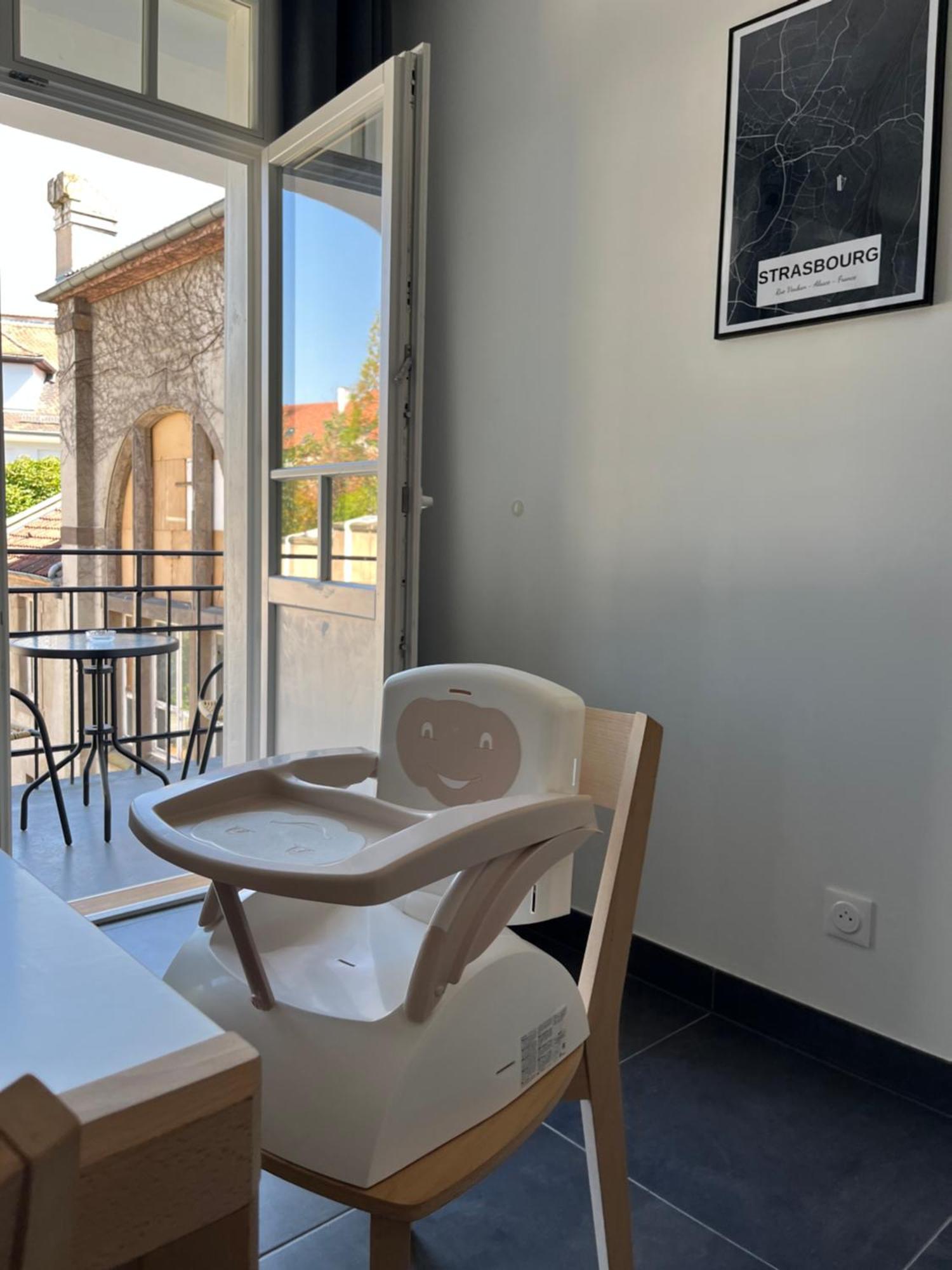 Appartement 6 Personnes Strasbourg Proche Centre Ville & Parking Eksteriør bilde